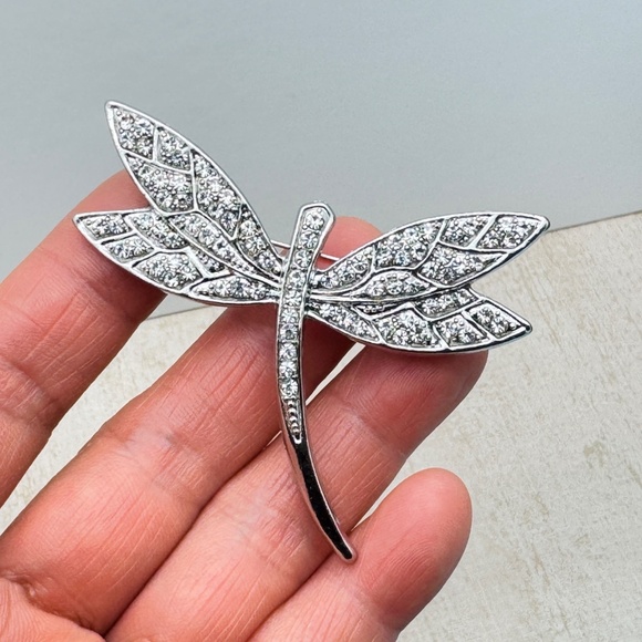 Brand New Dragonfly Brooch Rhinestone Dragonfly Pin - Picture 4 of 4